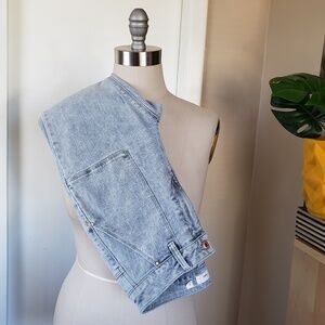 Vintage Wash Flattering Denim Jeans Size 27!